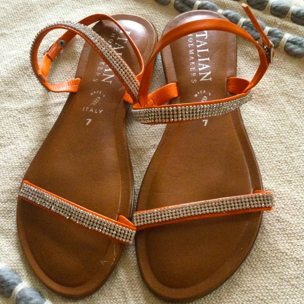 Italian Shoemakers- Beautiful NWOT Orange Rhinestone Flats/ Sandals. Size 7